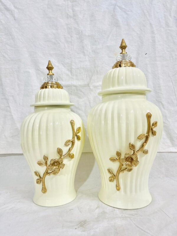 Urn